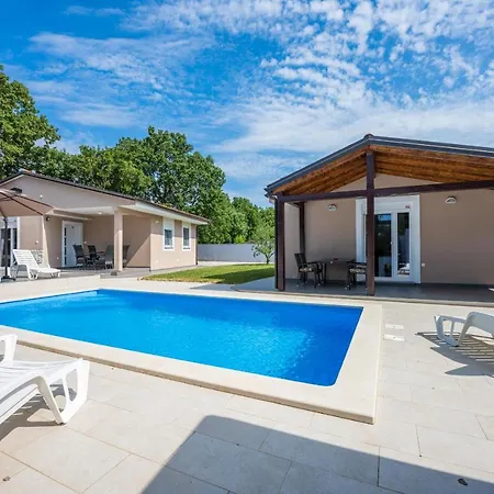 Holiday home Trinetta