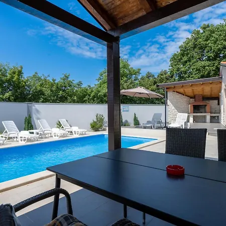 Trinetta Holiday home *